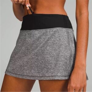Lululemon Grey and Black Athletic Skirt Size 4